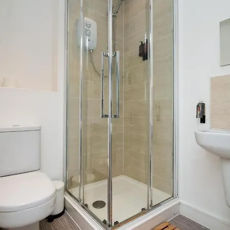 Spacious House Close To Royal Derby Hospital, Free Parking & Garden Экстерьер фото